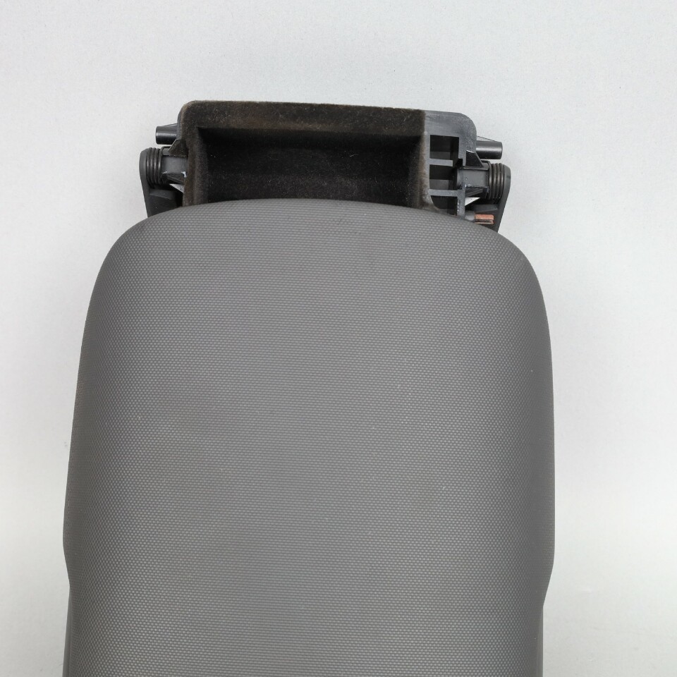 Audi R8 2008-2015 Center console storage compartment