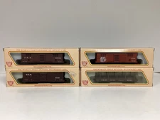 HO Scale IHC Pennsylvania & New York New Haven PRR Old Time Freight Cars