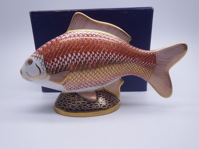 ROYAL CROWN DERBY GOLDEN CARP BRIEFBESCHWERER