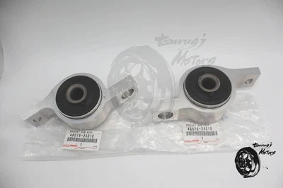 Toyota Lexus LOWER CONTROL ARM BUSHING 48075-24010 & 48076-24010 RC F/GS Genuine - Bild 1 von 4