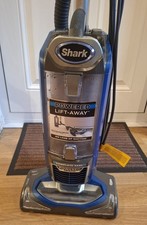 Shark NV681UK40 Powered Lift Away Upright Vacuum Cleaner Working LED LightsUsed