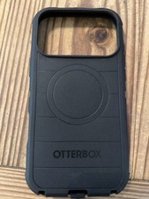 OtterBox Defender Pro Series Case - for iPhone 17 Pro Max - Black - NEW - No Box
