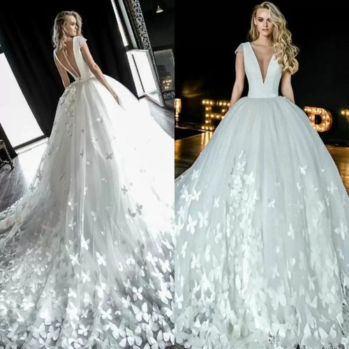 Vestido de novia romántico con apliques de mariposa de tul con cuello en V y manga gorra