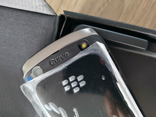 BlackBerry Curve 9360 - Black / White (Unlocked) A+++ ON SALE - Afbeelding 3 van 11