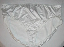 NEW 5X VANITY FAIR  SLIPPERY WHITE HI-CUT LIGHT CONTROL PANTY #48301