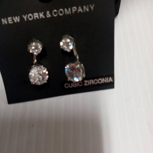 Vintage New York and Co Silvertone & CZ Dangly Earrings, Estate, (FC 93/4 D541) - Picture 4 of 5