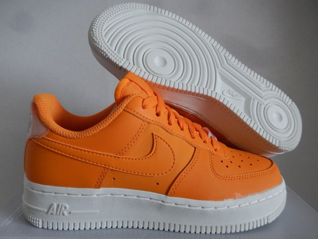 nike air force 1 07 essential orange