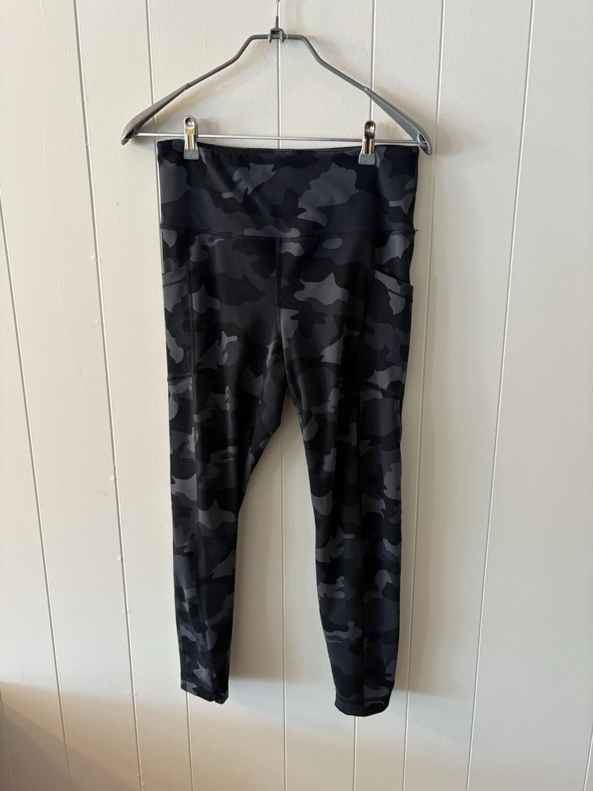 yogalicious lux camouflage leggings