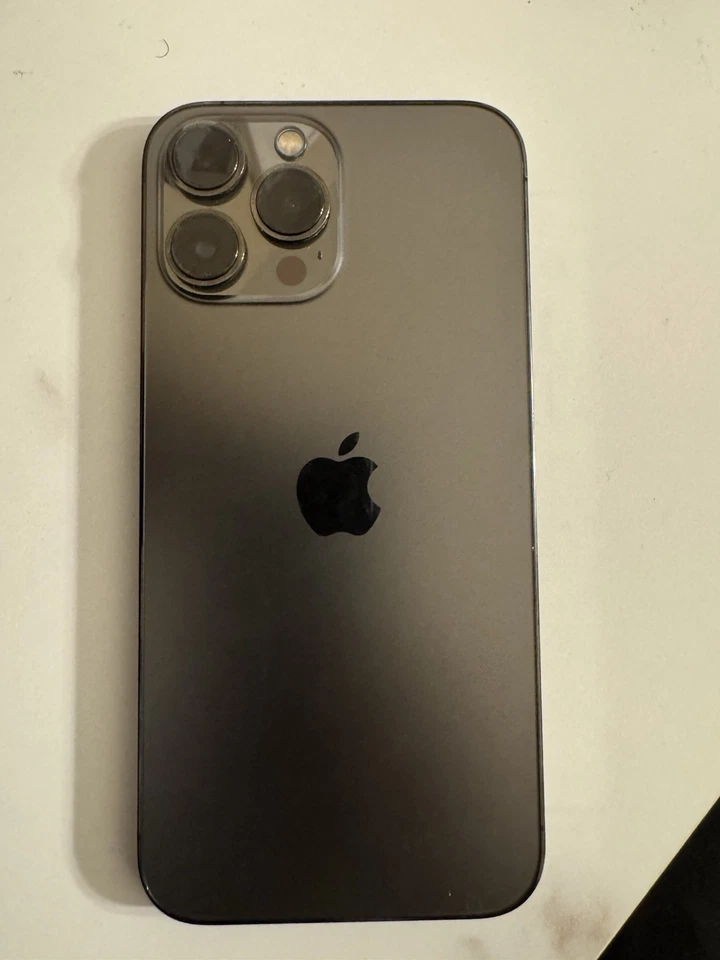 iPhone 13 Pro Max 256GB - Image 3 of 4