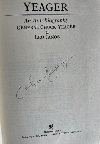 Famed Aviator Chuck Yeager Autograph Book with Beckett Authentication - Picture 3 of 8