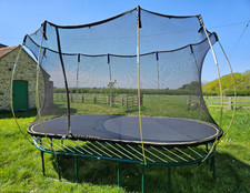 Springfree trampoline. Large oval (13