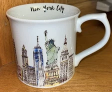 Macy's New York City Coffee Mug Rosanna 13oz Designed in USA Apple