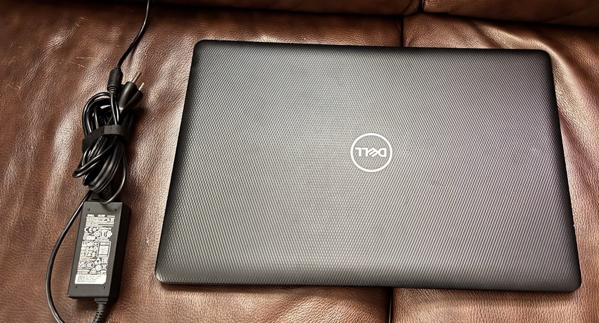 DELL Inspiron3793 Core i7 1065G7 17.3インチ Dell Inspiron 3793 17.3