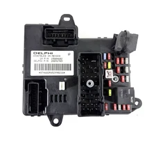2006 Pontiac G6 Chevy Malibu Body Control Module BCM Fuse Box OEM 15804602