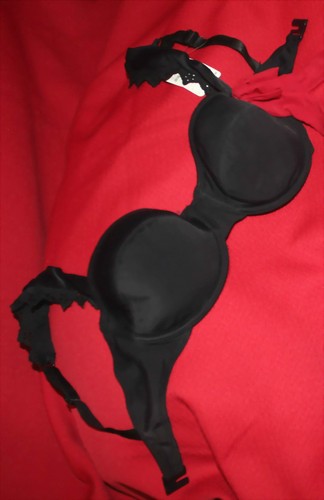 Bikini Oberteil BH Sexy Pusch up Hunkemöller Rot Schwarz Pink Lila - Bild 7 von 8