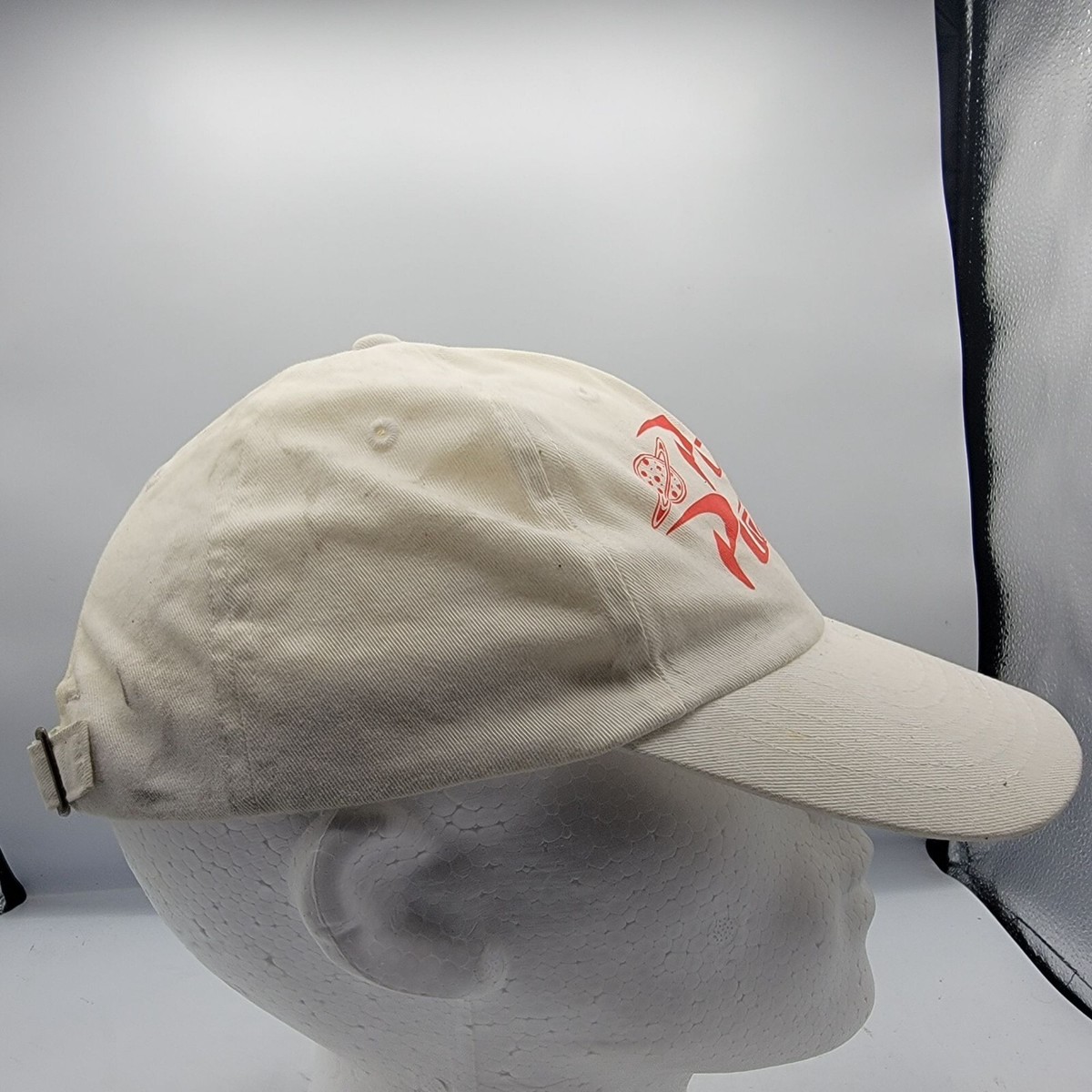 Disney Parks Pizza Planet Toy Story Adult Adjustable White Outdoor Hat Cap PHOTOS: New  main image 4
