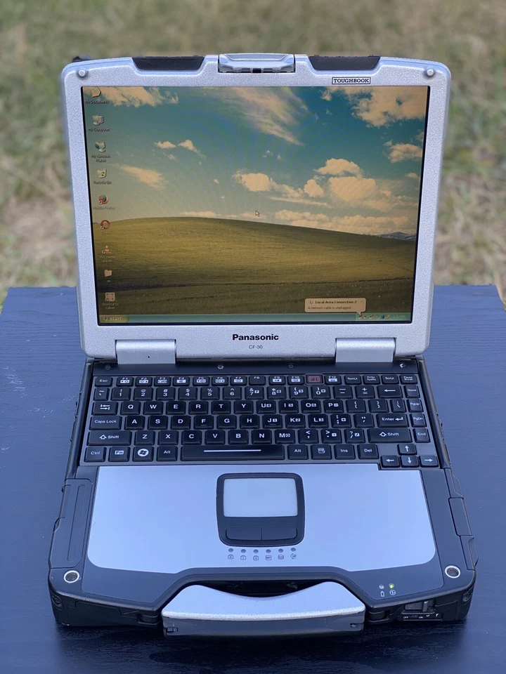 Panasonic Toughbook Resistente Resistente Laptop Oficina Windows XP SP3 320 GB HDD Foto 3 de 4
