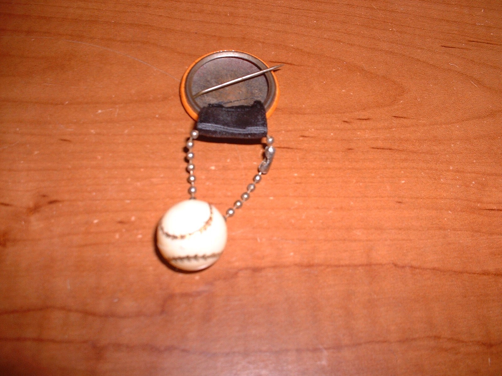 VINTAGE ORIGINAL 1950's/60's BALTIMORE ORIOLES BASEBALL PIN PINBACK W/ATTACHMENT eBay