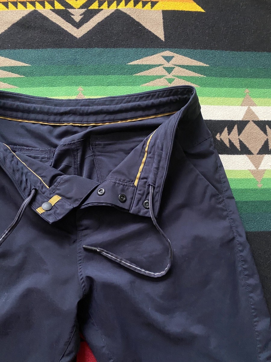 【U LAN】Flua Snap Bermuda Training Pants PE Unisex Youth Locker Shorts - 