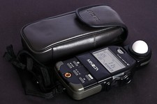 Minolta Flash Meter V misuratore di esposizione ambiente e flash con cordino e custodia - come nuovo!