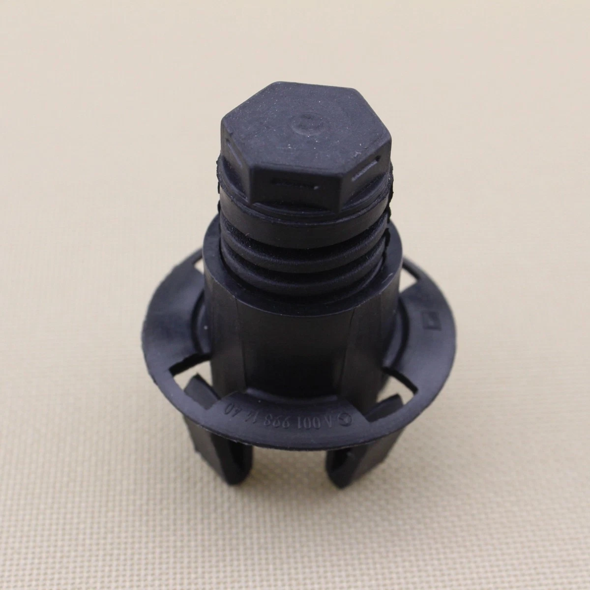 NEW 1PCS Fit Mercedes Cla250 Hood Rubber Bumper Cushion Buffer 