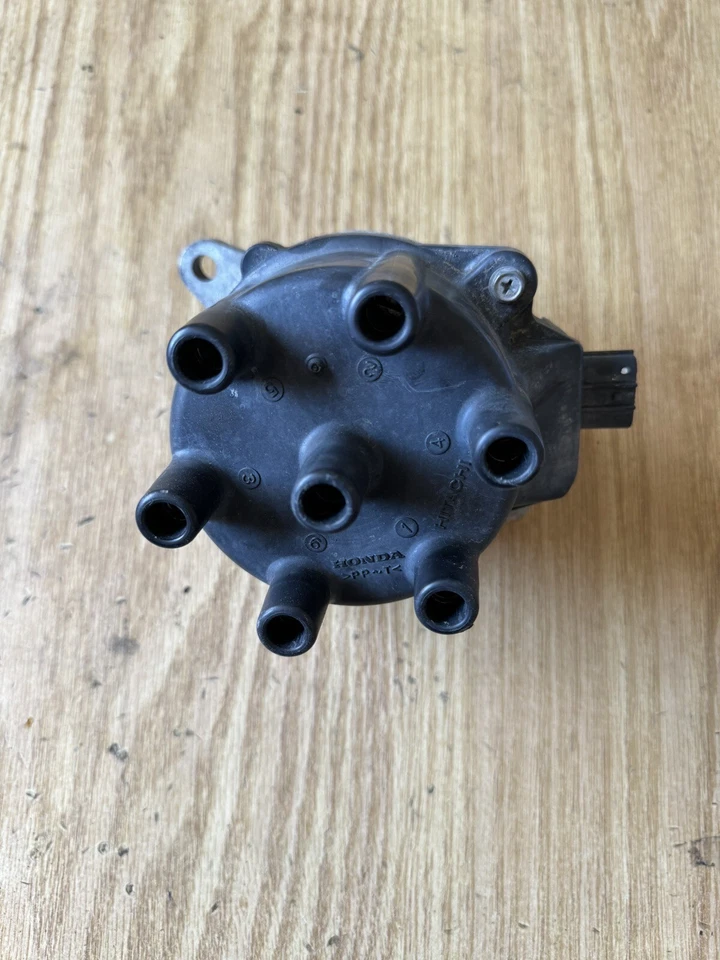 1997 1998 1999 Acura CL Distributor 6 Cylinder OEM 30100P8AA01 - Image 3 of 3