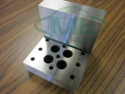 ANGLE PLATE 4x4x4x1-1/4'' Precision Ground w. tapped holes 0.0002 TOLERANCE-New