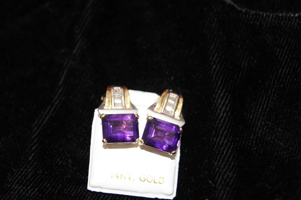 14K Gold Two Tone Earrings with Diamonds and Amethyst - Image 2 of 3