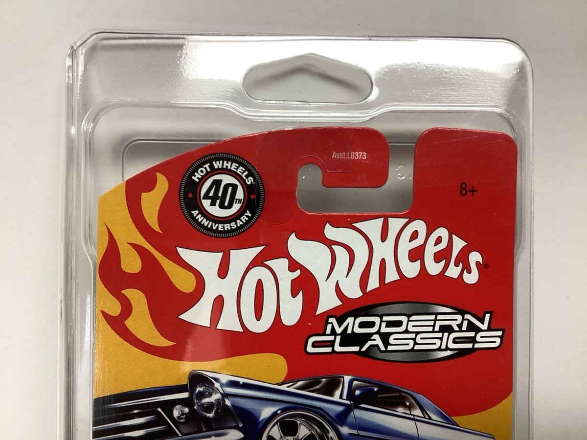 Hot Wheels 2008 Modern Classics '83 Silverado #7 of 15 1983