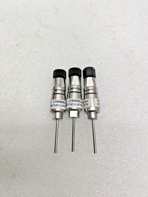 SET BESTEHEND AUS 3 Waters 186004623 ACQUITY UPLC Protein BEH C4 VanGuard...