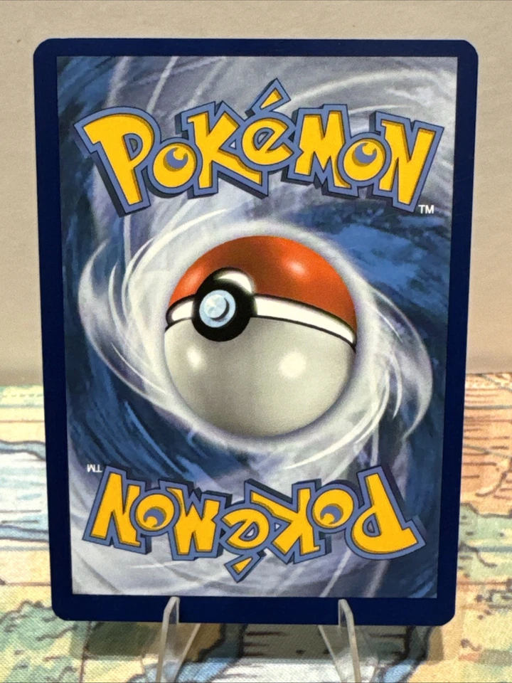 Rowlet 17/236 Sm-Cosmic Eclipse Regular - Image 2 of 2