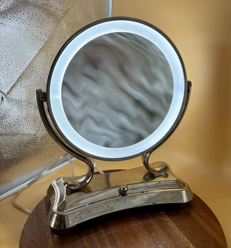 Espejo de Maquillaje Zadro Glamour Pro XL Doble Iluminación 1X, 5X Lupa Cromo Giratorio Foto 2 de 4