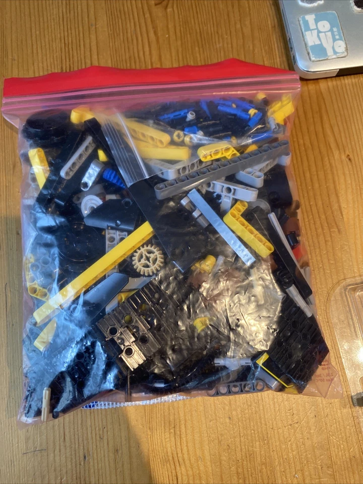 LEGO Technic 42094 Tracked Loader, photo 1 of 3