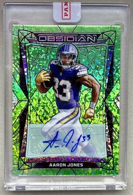 Aaron Jones 2024 Panini Obsidian NFL Auto International Jade #127 Vikings /6