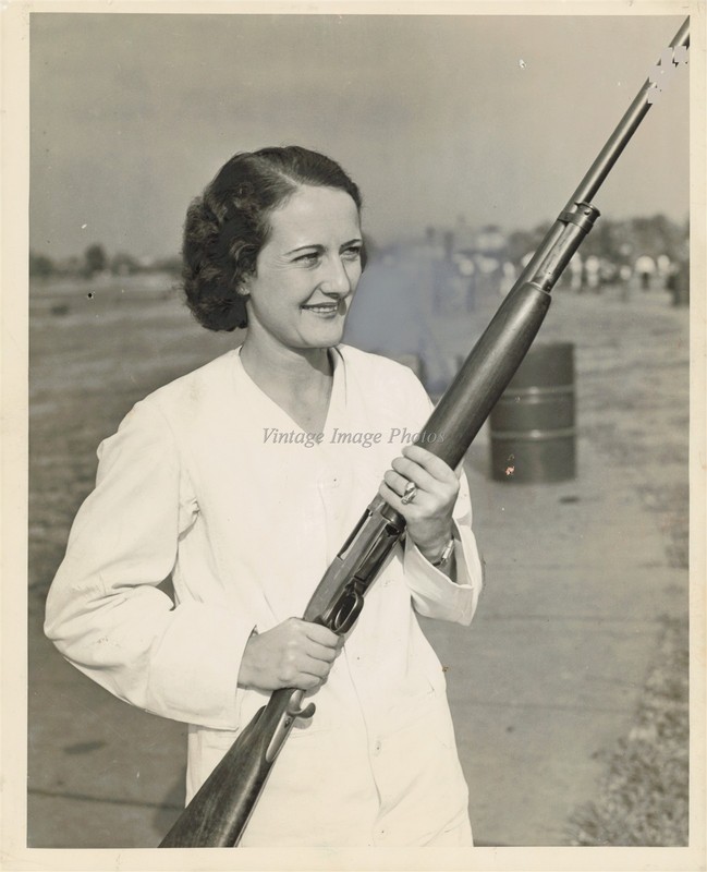 1938 Dayton Ohio Lelia Hall Woman Champion Rifle Photo 8X10