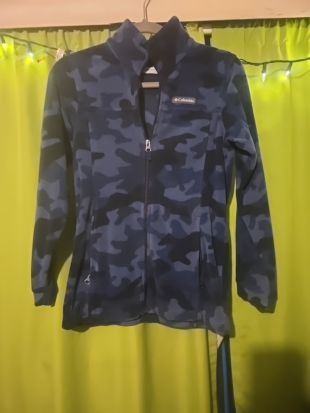 Picture 1 of 6