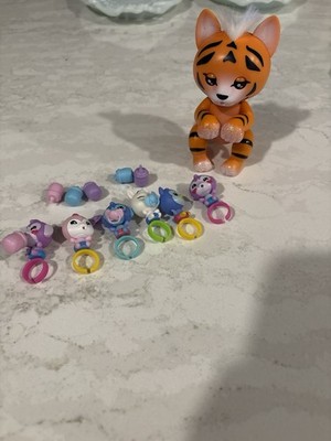 WowWee Fingerlings Purrrfect Series Bennie Tiger Lights Sounds Minis Pods Lot