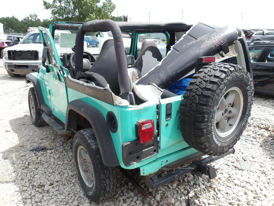 Used Fuel Pump fits: 1997 Jeep Wrangler Pump Assembly includes sender Grade A Foto 3 de 4