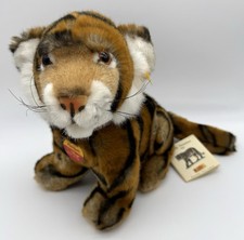 NWT Steiff 066238 Radjah Tiger 10 Sitting Plush Toy
