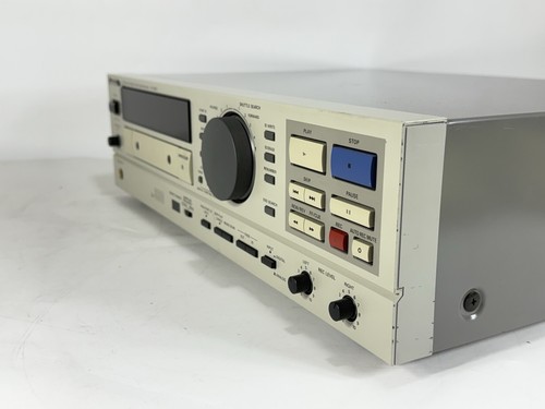 Panasonic SV-3800 Professional DAT Digital Audio Tape Recorder - Hour Count: 144 - Picture 10 of 17