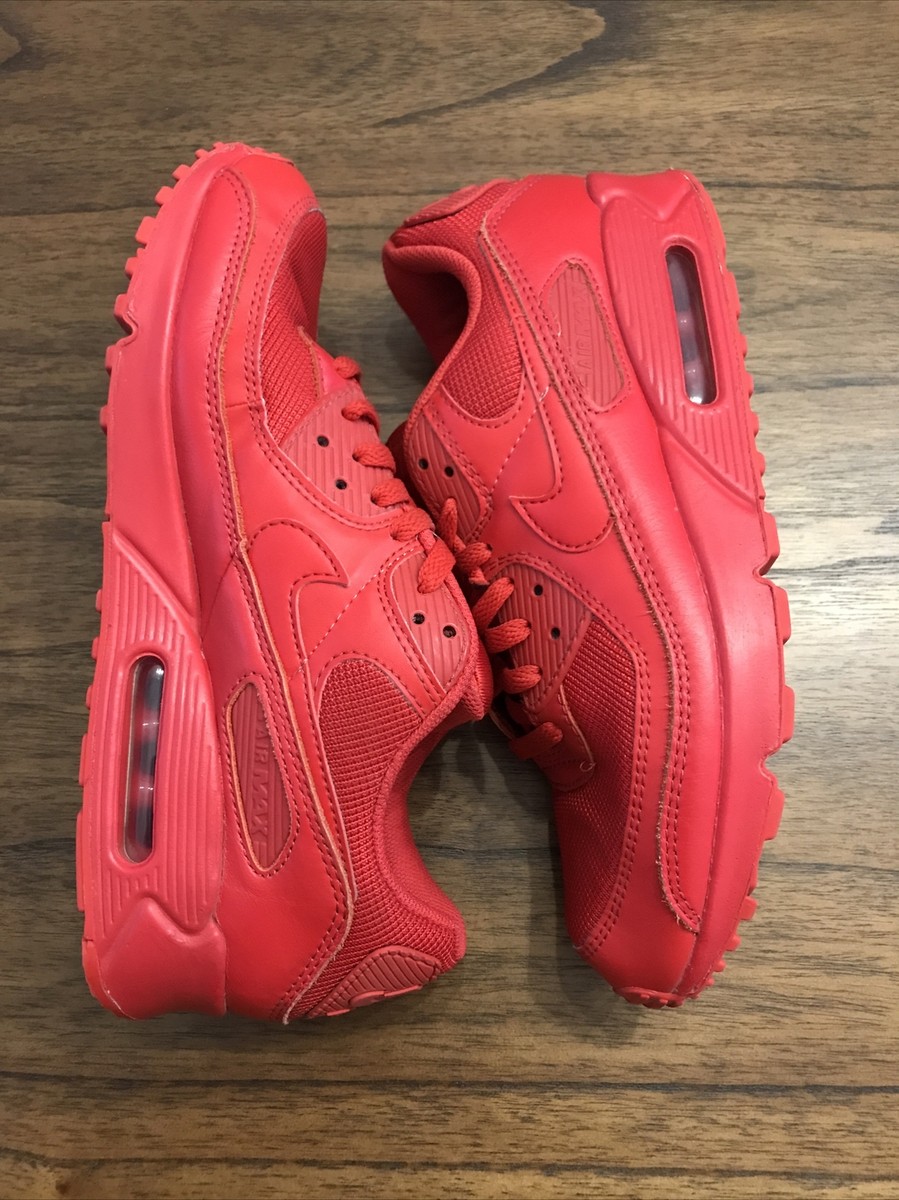 Nike Air Max 90 Triple Red in Excellent Condition Size 9.5