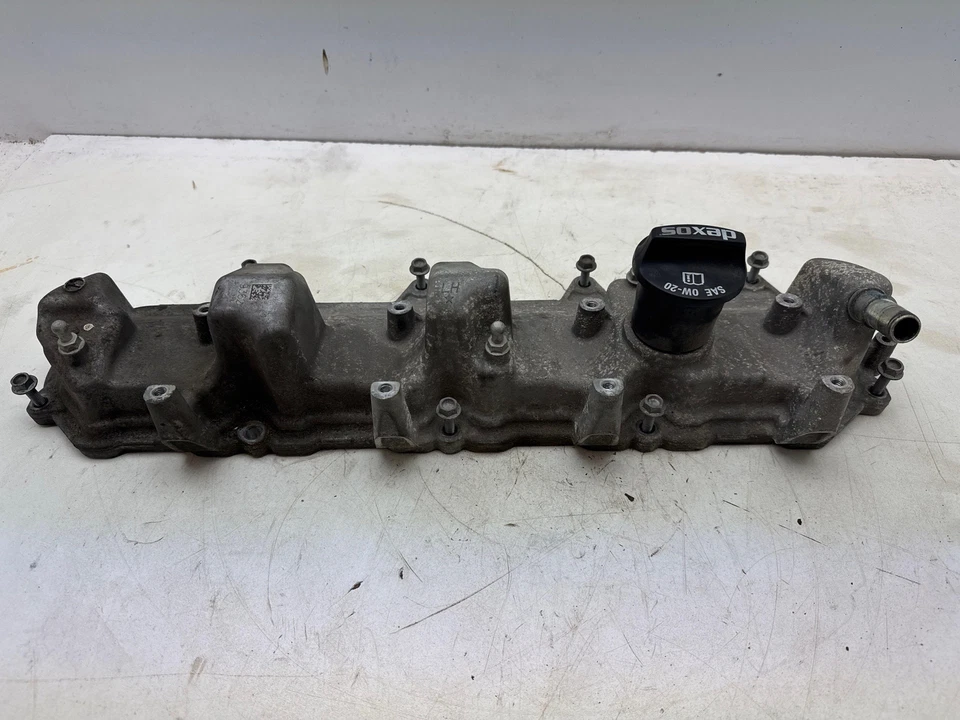 Cubierta válvula izquierda 6,2 L GMC YUKON 15 16 17 18 19 Foto 2 de 4