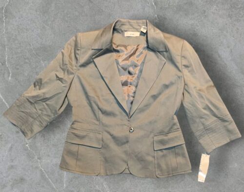 Women's I.E. Olive Cropped Blazer Women’s Size Small 4 NWT