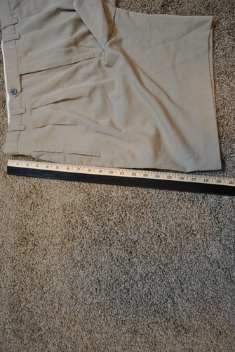 Cutter & Buck Men’s Pleated Khaki Shorts US Size 34 EUR Size 50 - Picture 9 of 12