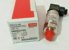 NEW DANFOSS AKS33 060G2102 Pressure Transmitter UPS shipping