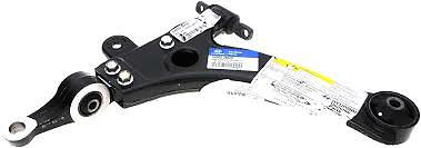 GENUINE BRAND NEW RH FRONT LOWER CONTROL ARM SUITS KIA OPTIMA 2004-2005 - Picture 1 of 2