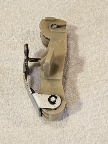 Hoover Dual Power Max FH51000, FH51010, FH51050 Carpet Cleaner Belt Tensioner - Picture 3 of 8