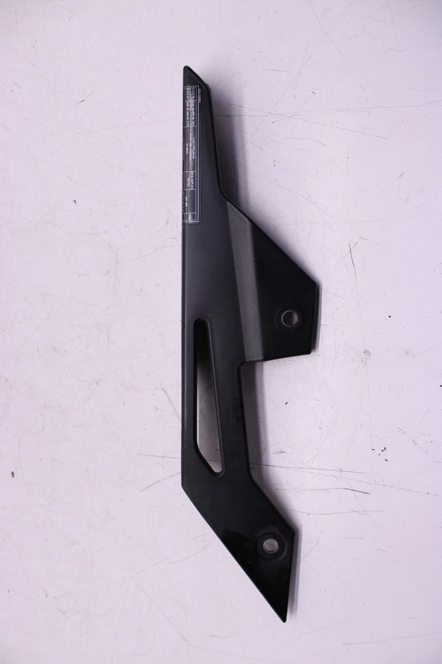 17-21 KAWASAKI Z650 ZR650 ABS TRANSMISIÓN TRASERA CADENA PROTECTOR ESCUDO Foto 2 de 4