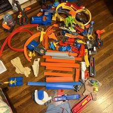HUGE Hot Wheels Track Lot: Tracks, Pieces and Parts