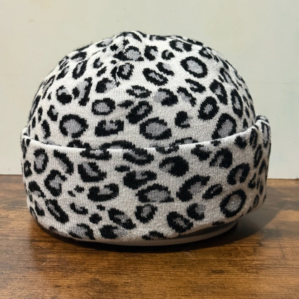 ENVÍO GRATUITO Gorro Carhartt OSFA Leopardo Estampado Animal Blanco/Negro Foto 2 de 4